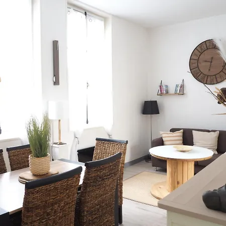 Apartment Escale A *